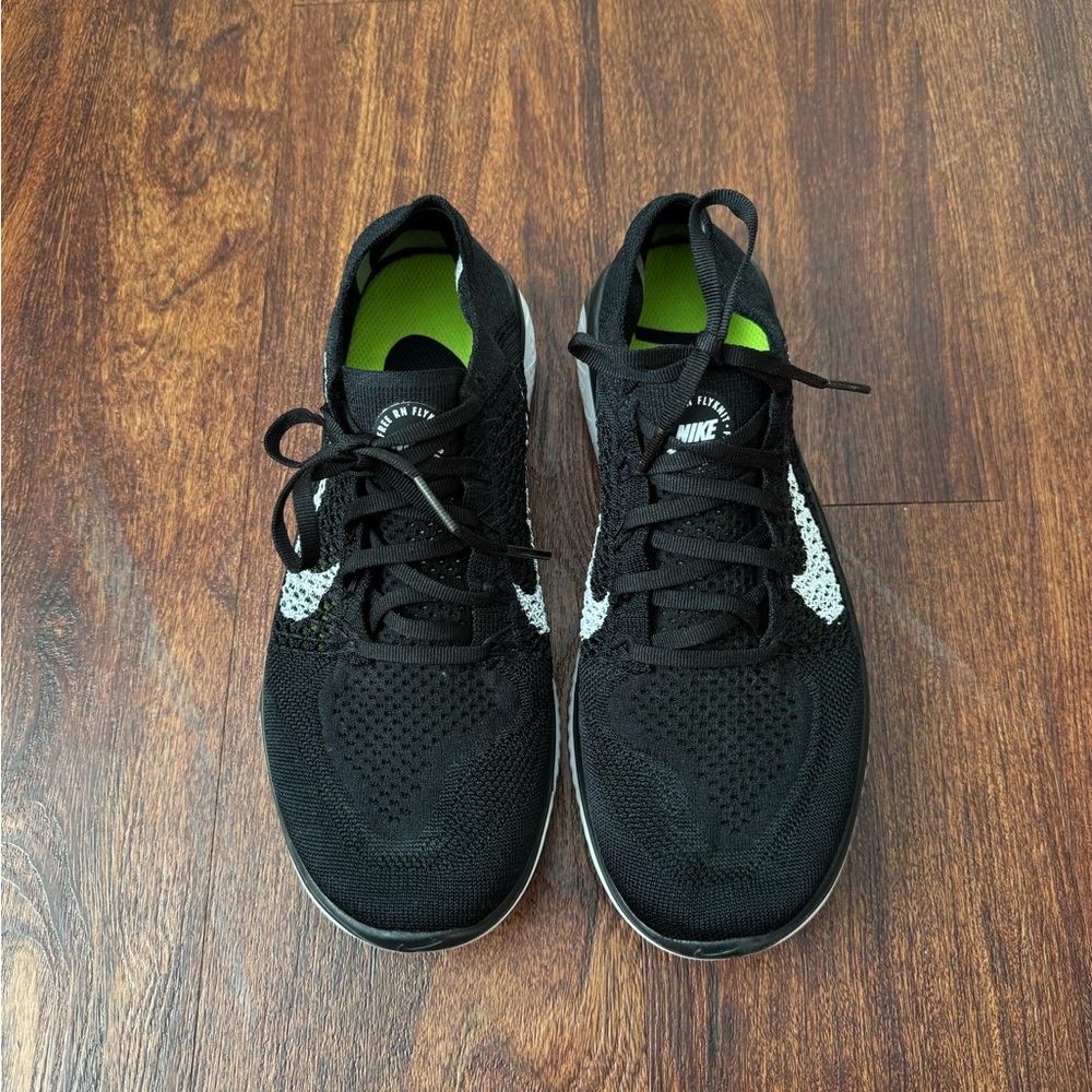 Nike Free Run Fly Knit Sneakers